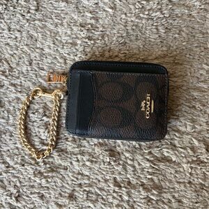 Coach Zip Card Case In Signature Canvas, Gold/Brown Black